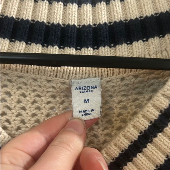 Arizona Jean Company Cream V-Neck Sweater with Blue Trim - Picture 3 of 6